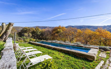The infinity pool is 11 meter long